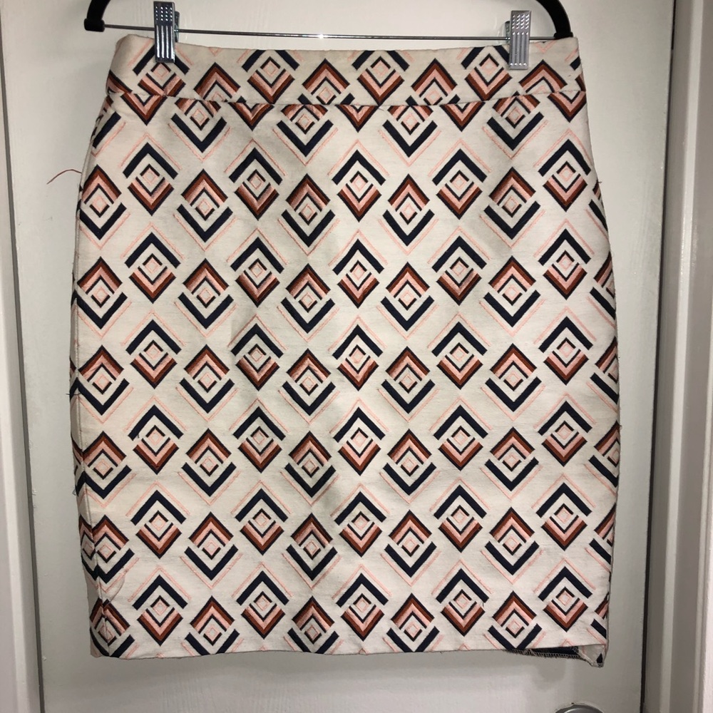 Ann Taylor geometric skirt